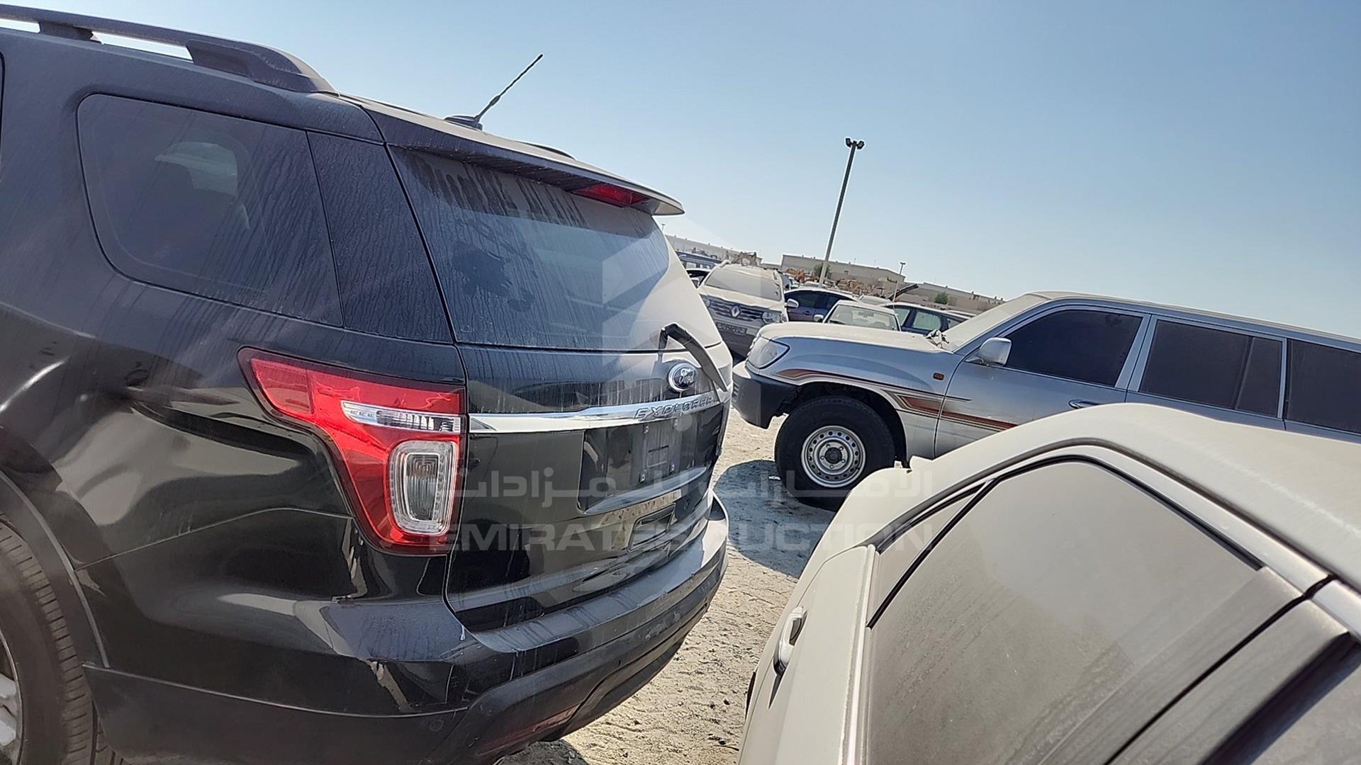 2014 FORD EXPLORER VIN: 1FM5K8B8XEGC43147