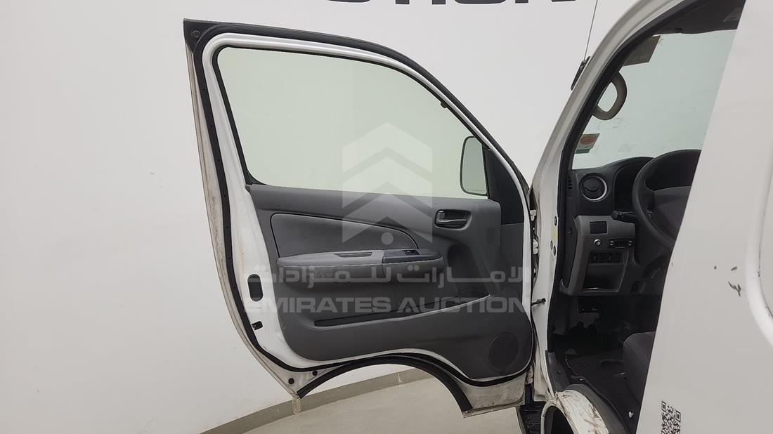 2020 Nissan Urvan — Front Left Door — Photo 5