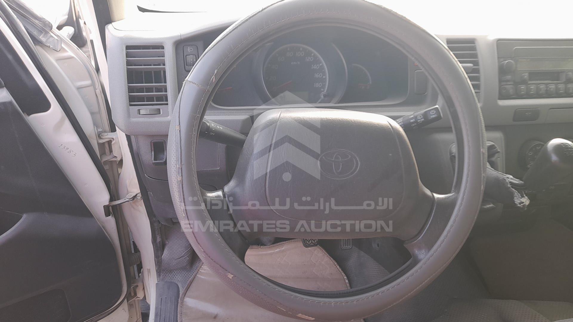 2010 TOYOTA HIACE VIN: JTGJX02P6A5016673