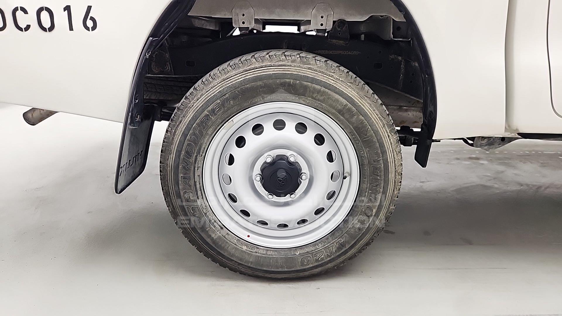 2023 TOYOTA HILUX VIN: MR0DB9CD9P5004089