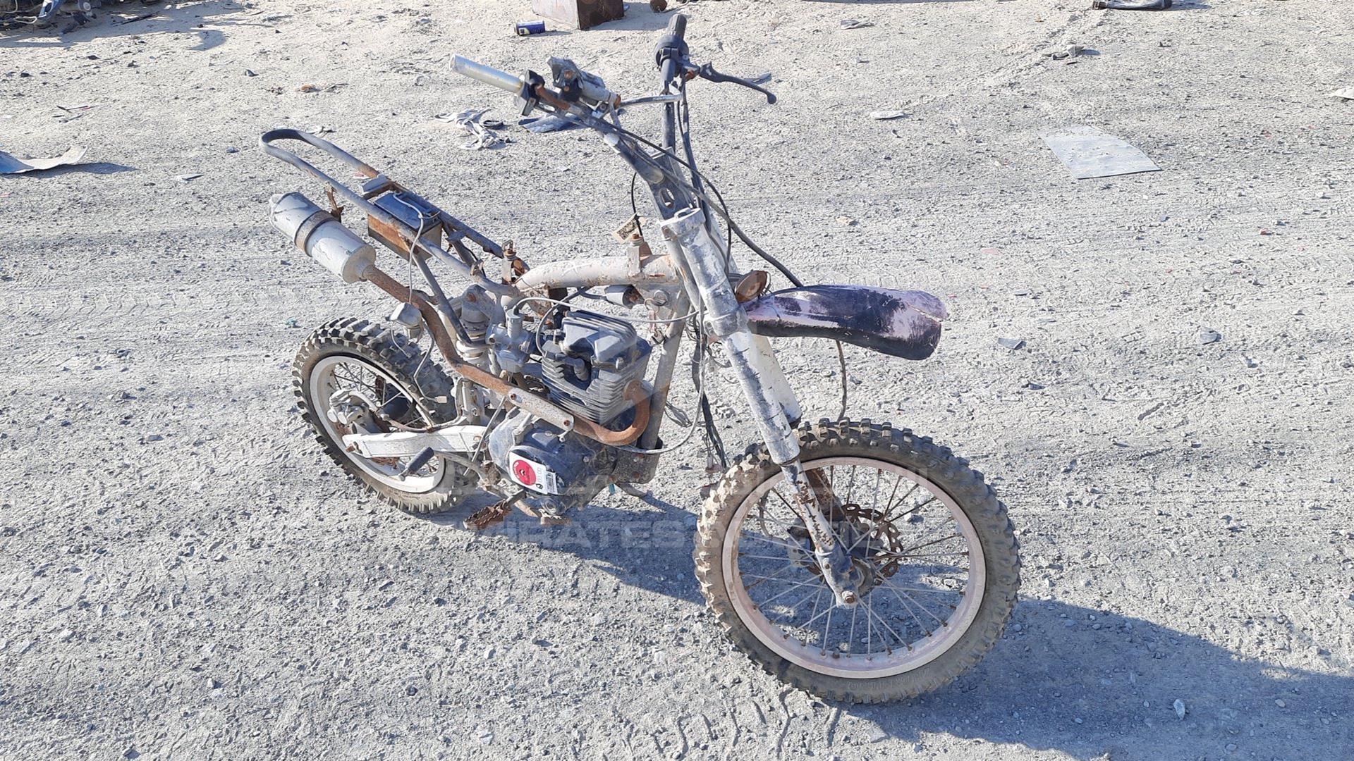 0 MOTORBIKE --- VIN: 5CHEJLH2DM003202