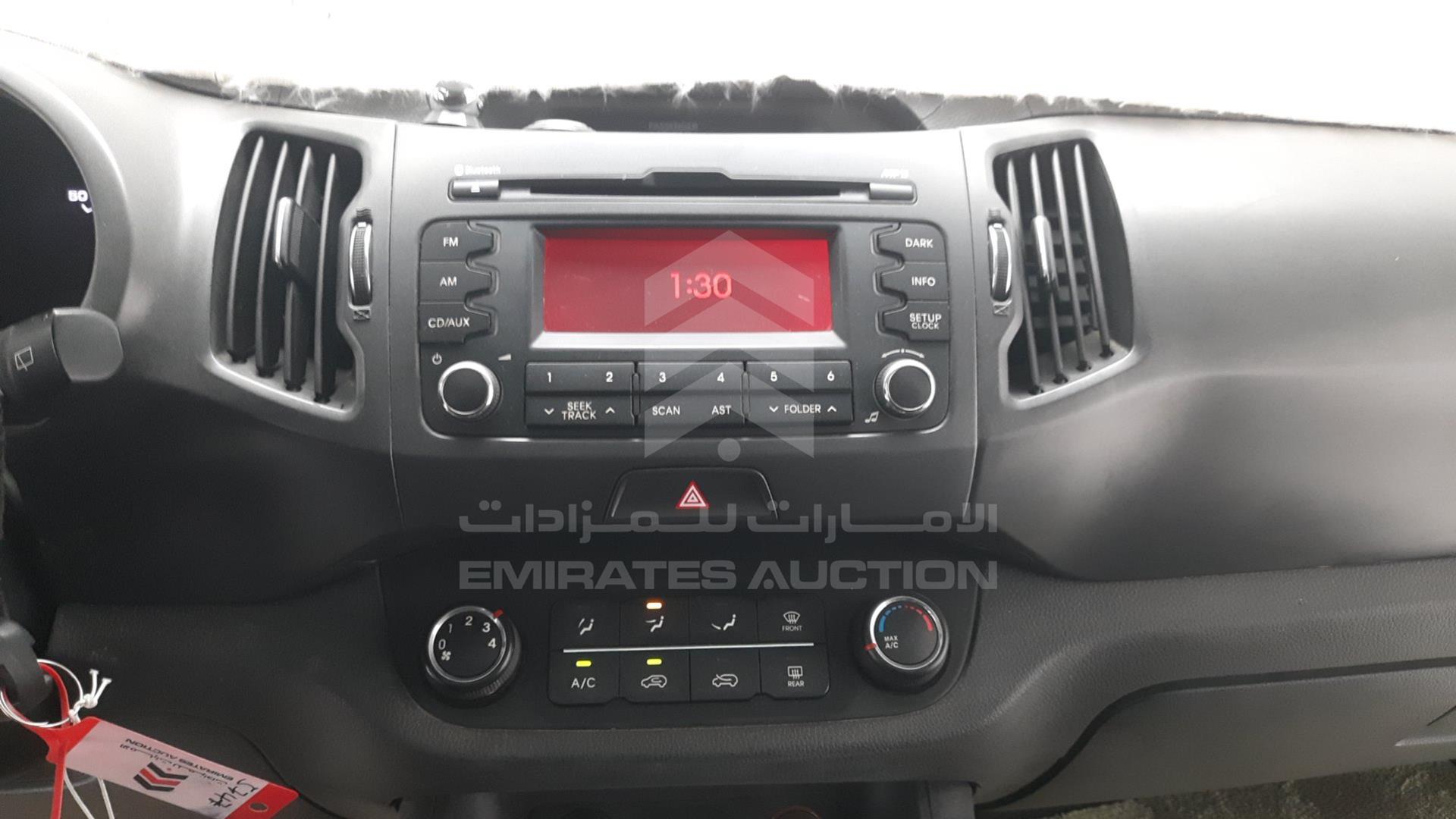 2014 KIA SPORTAGE VIN: U5YPC8113EL400378