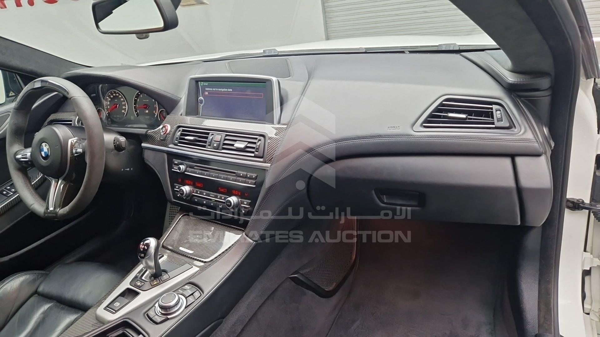 2013 BMW M6 VIN: WBSLX9C5XDC968527