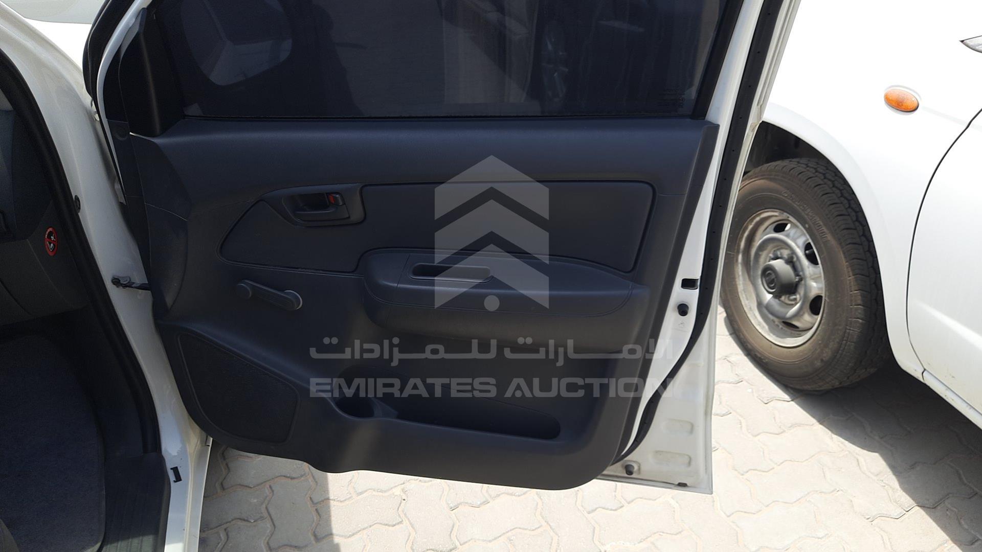 2014 TOYOTA HILUX VIN: MR0EX12G2E2346808