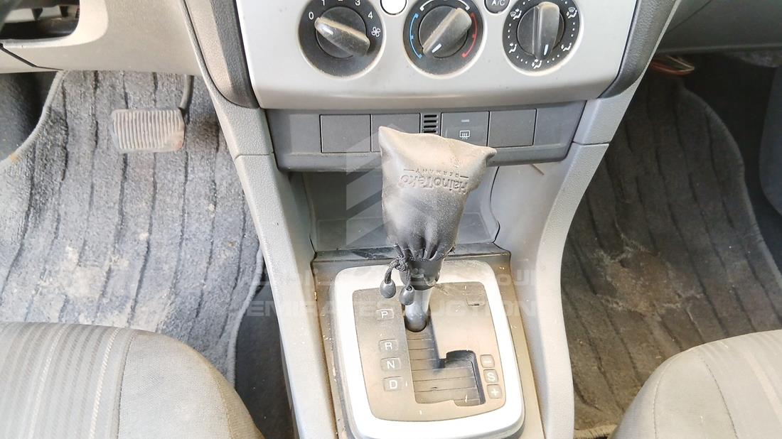 2010 Ford Focus — Gear View — Photo 17