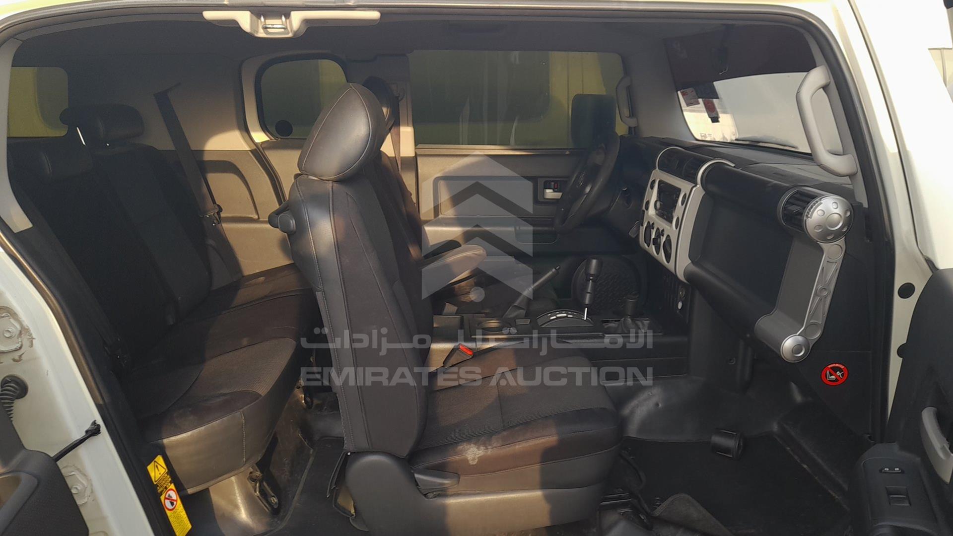 2013 TOYOTA FJ CRUISER VIN: JTEBU11F5DK171029