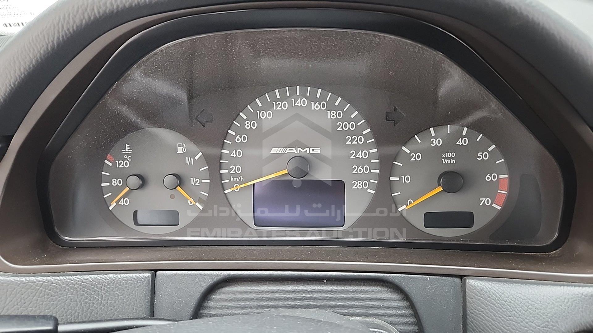 2001 MERCEDES E 55 AMG VIN: WDB2102741B309008