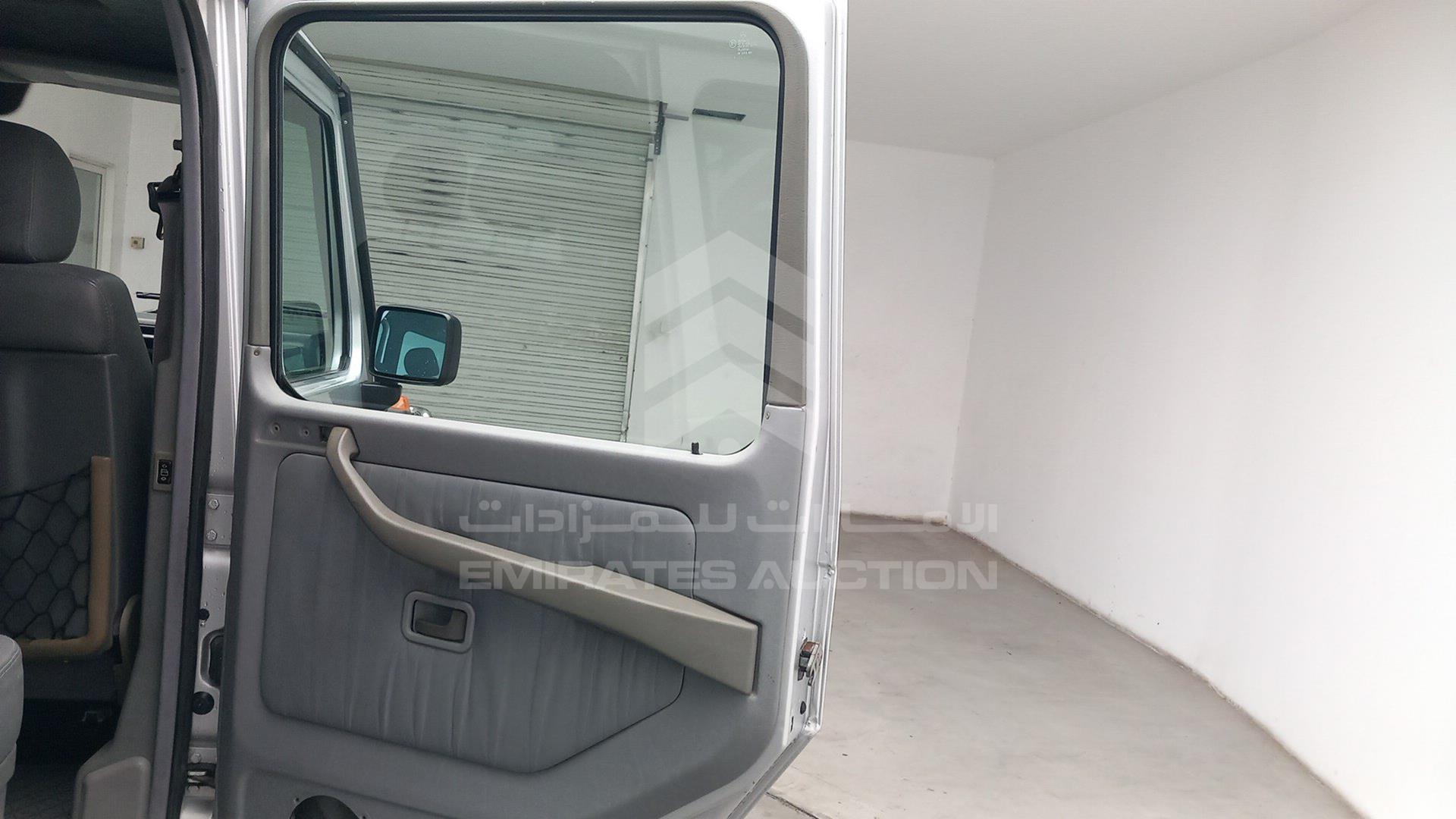 1998 MERCEDES G 320 VIN: WDB46323317110741
