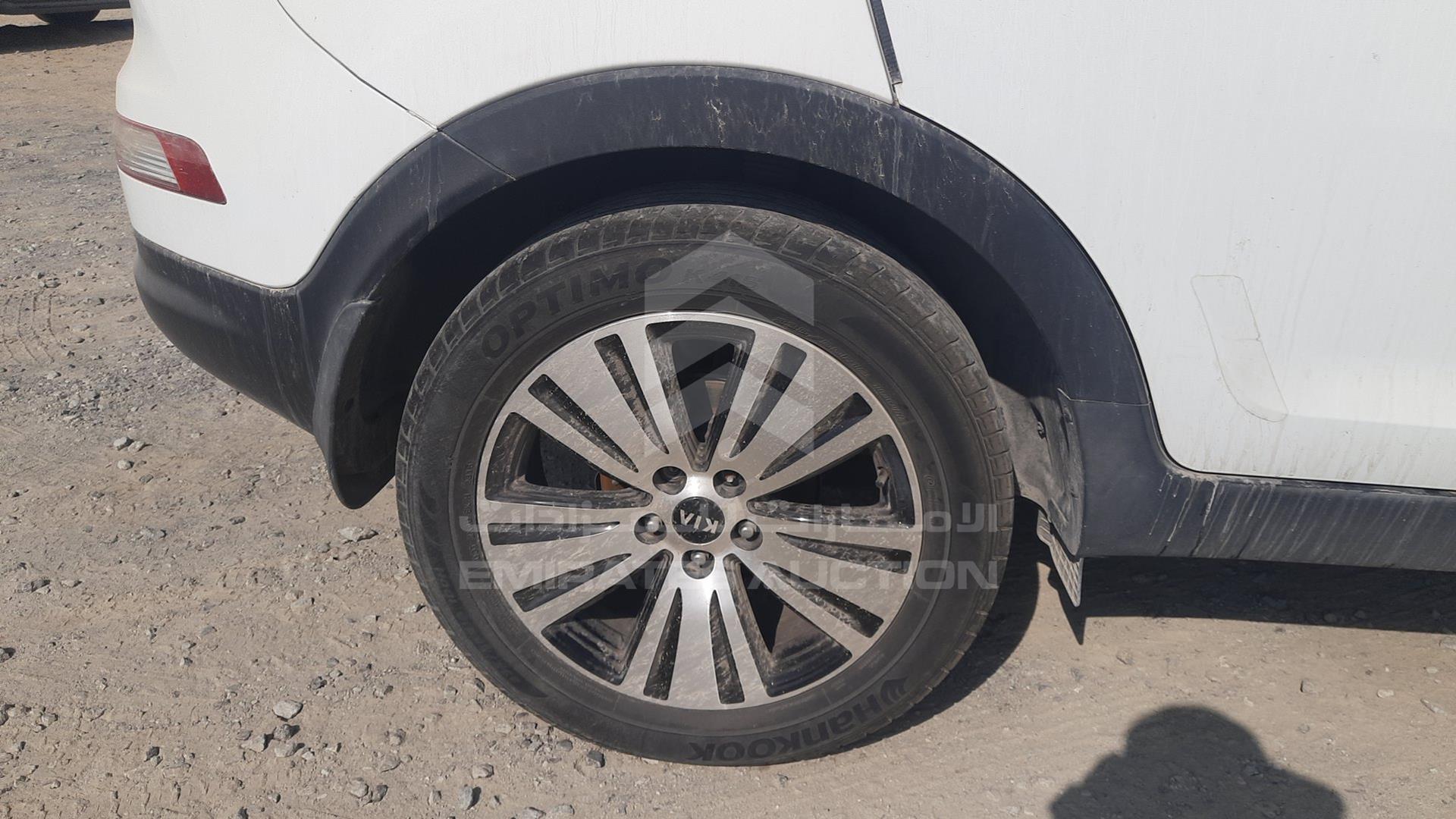 2016 KIA SPORTAGE VIN: U5YPB81A8GL730667
