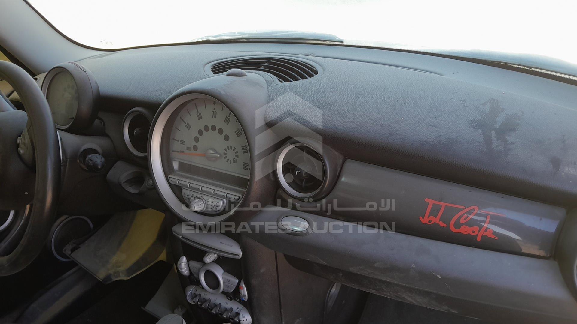 2007 MINI COOPER VIN: WMWMF73577TV31766