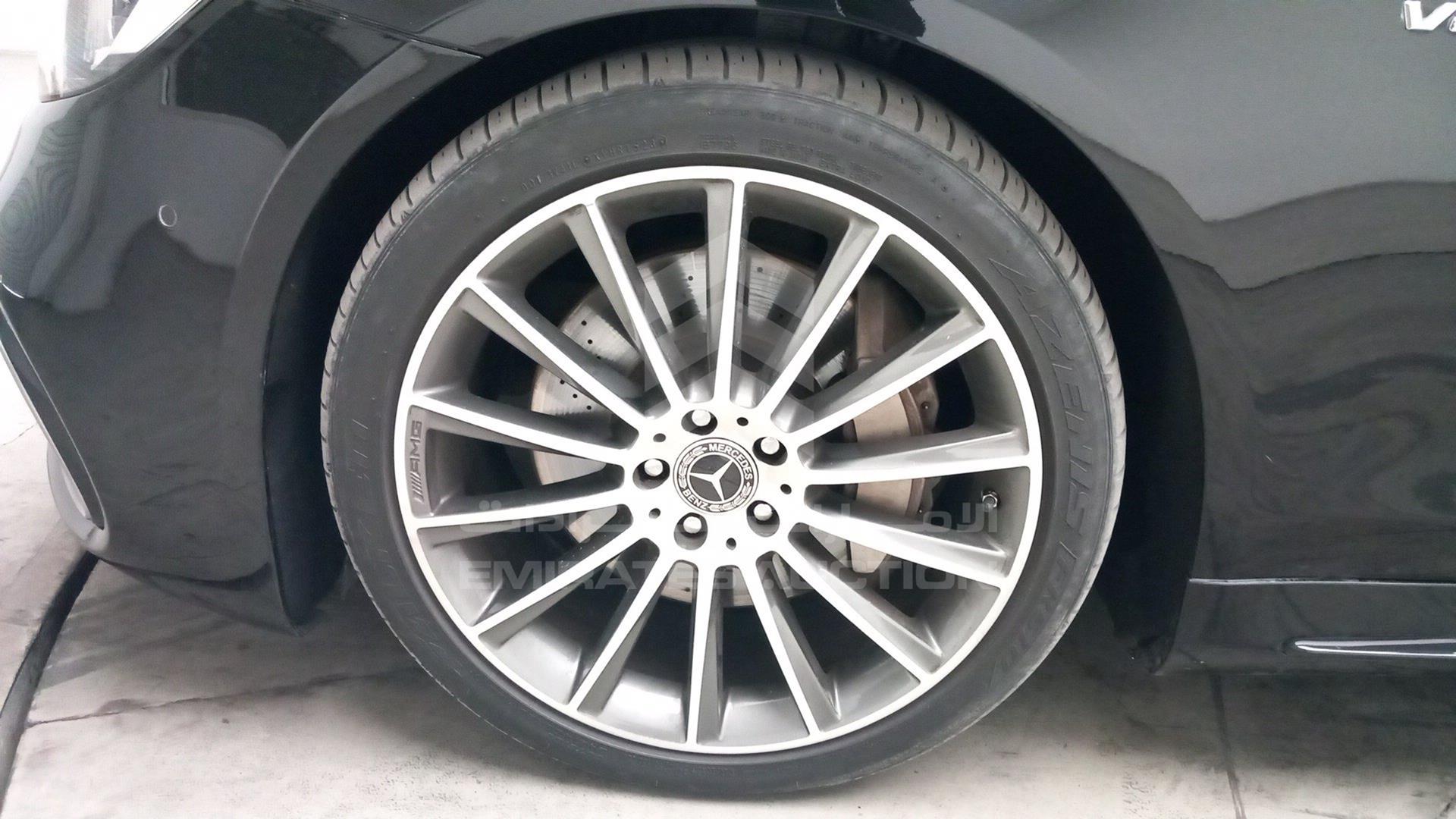 2015 MERCEDES S 550 VIN: WDDUG8FB8FA160740