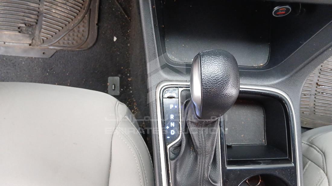 2019 Hyundai Sonata — Gear View — Photo 22