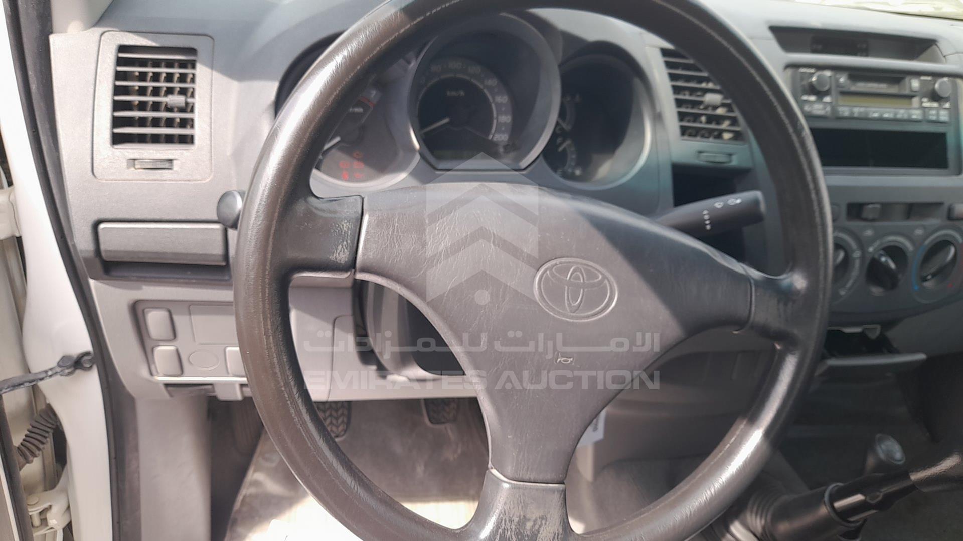 2009 TOYOTA HILUX VIN: MR0FX22G491317638