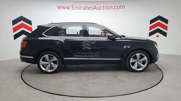 SJAAF1ZV2JC018525 Bentley Bentayga