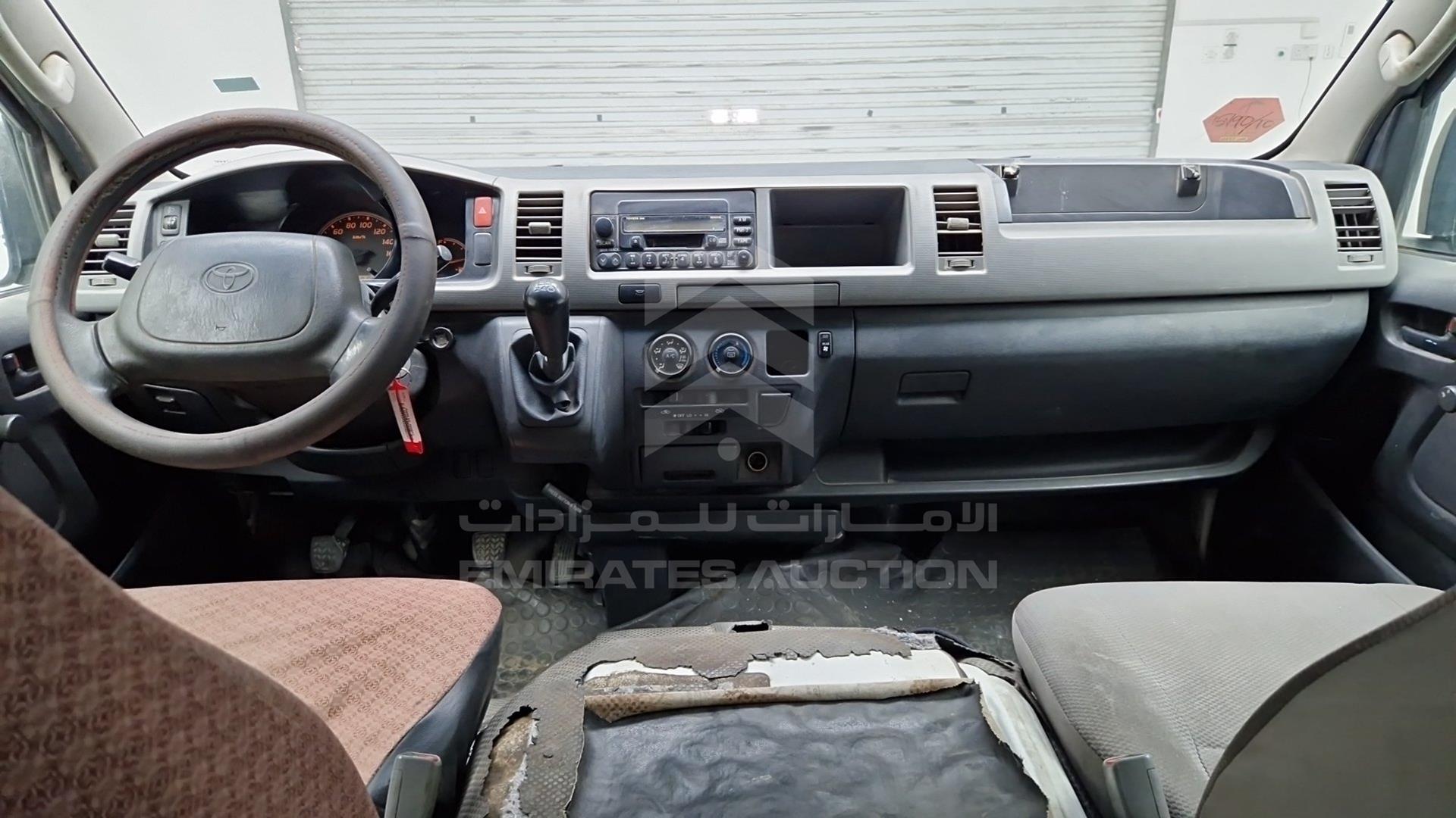 2010 TOYOTA HIACE VIN: JTGSX22PXA6080127