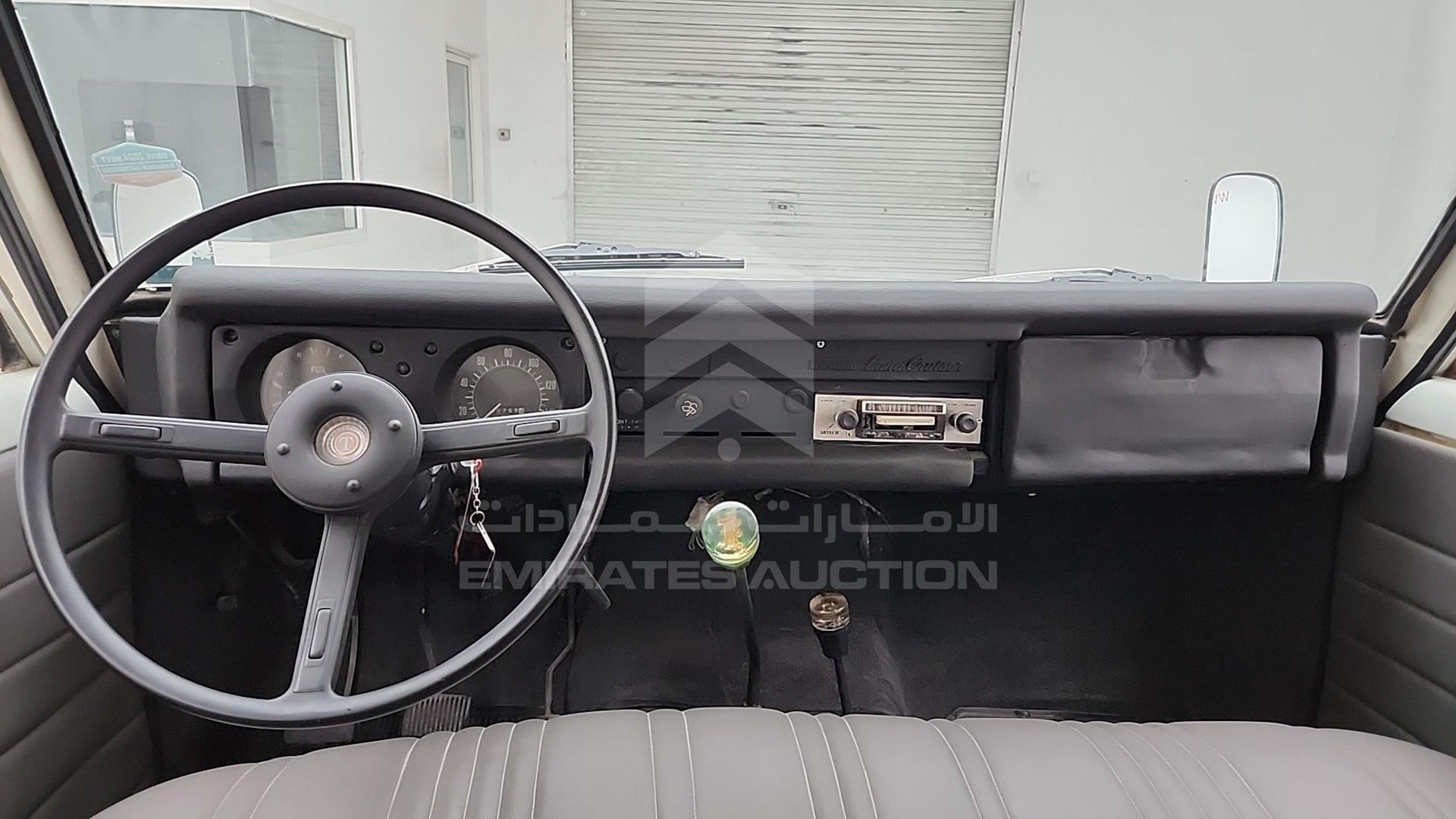 1973 TOYOTA LAND CRUISER VIN: FJ5537215