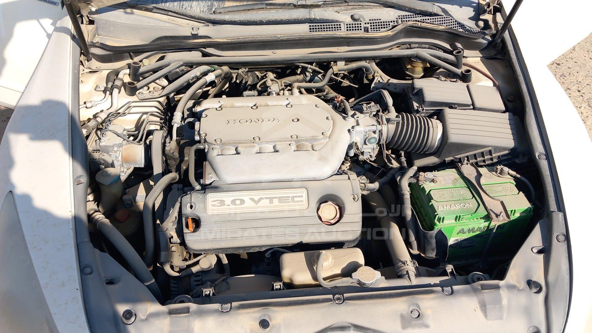 2006 HONDA ACCORD VIN: JHMCM66826C400147
