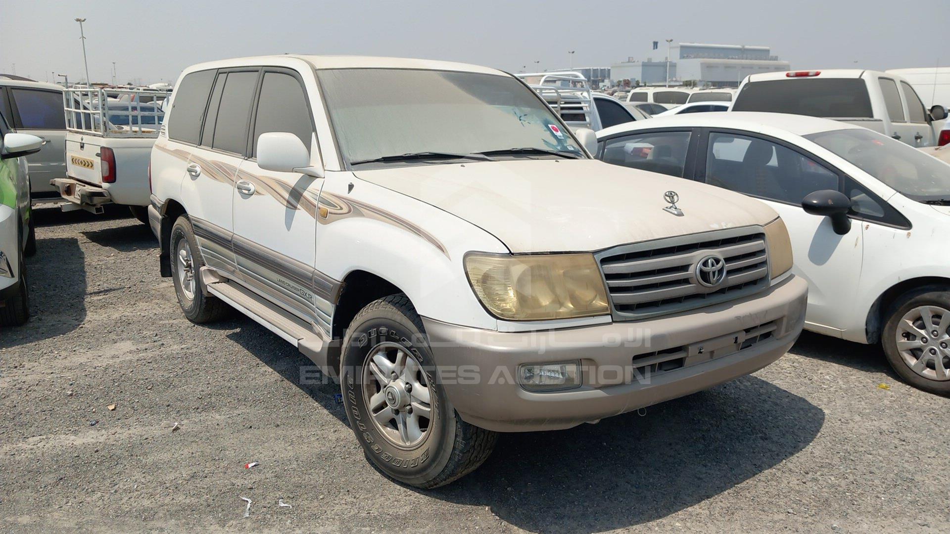2005 TOYOTA LAND CRUISER VIN: JTEHJ09J755117236