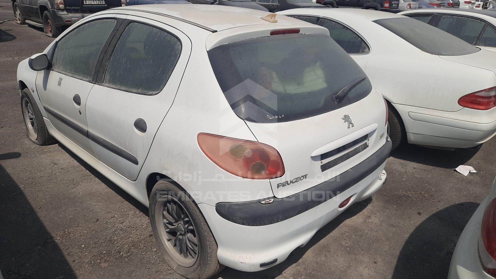 2005 PEUGEOT 206 VIN: VF32AKFWR5W011067