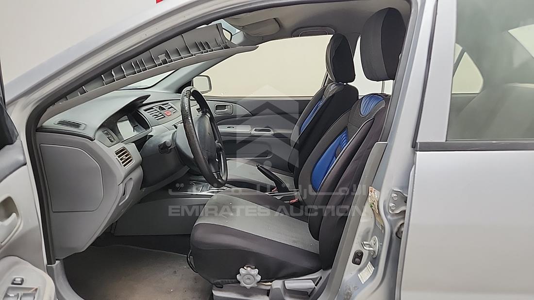 2006 Mitsubishi Lancer — Front Left Driver Seat View — Photo 13