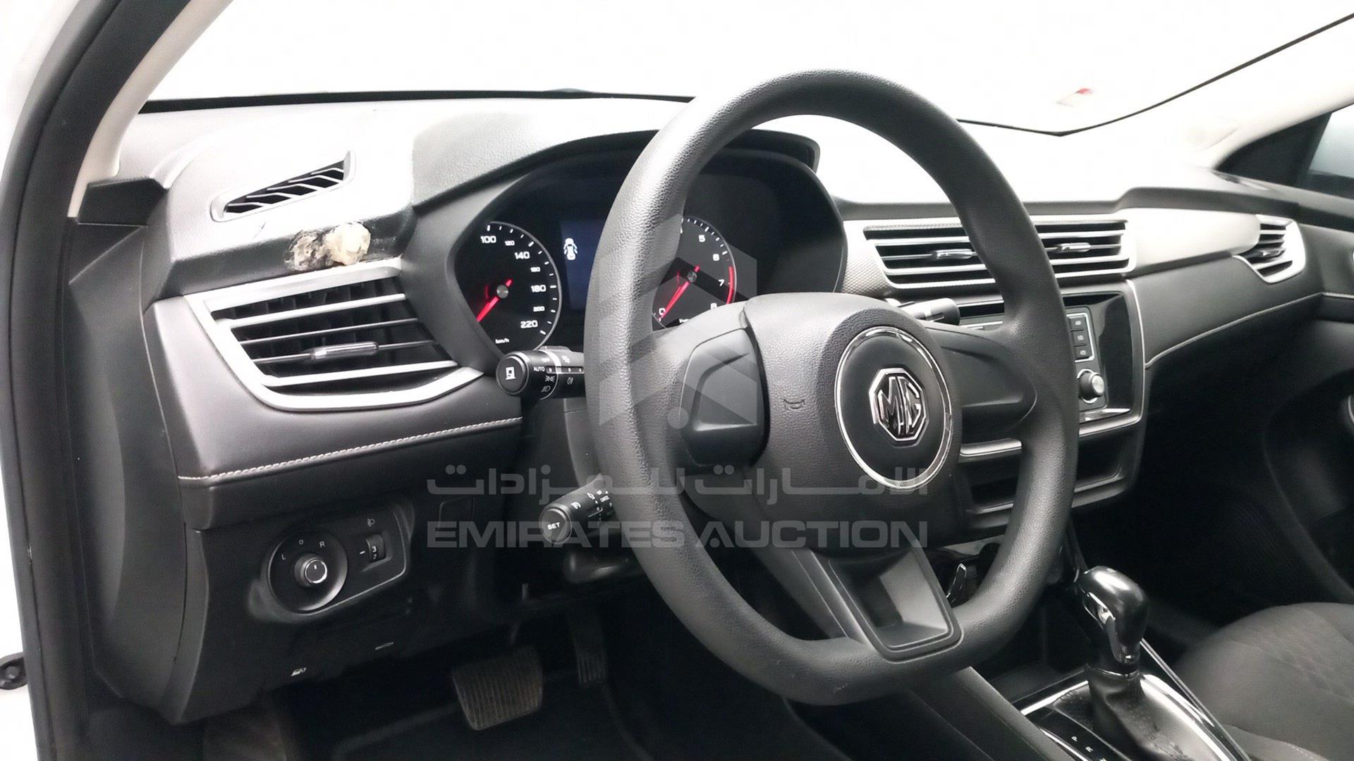 2022 MG MG 5 VIN: LSJA36E34NZ037507