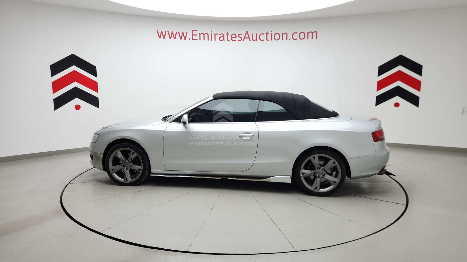 2010 AUDI A5 VIN: WAUAFB8F9AN012270