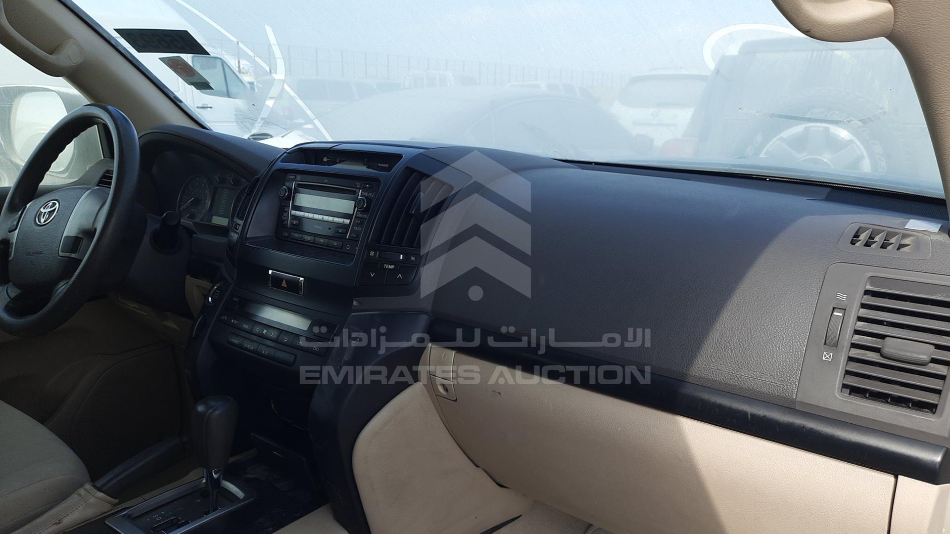 2014 TOYOTA LAND CRUISER VIN: JTMDU09J1E5082705