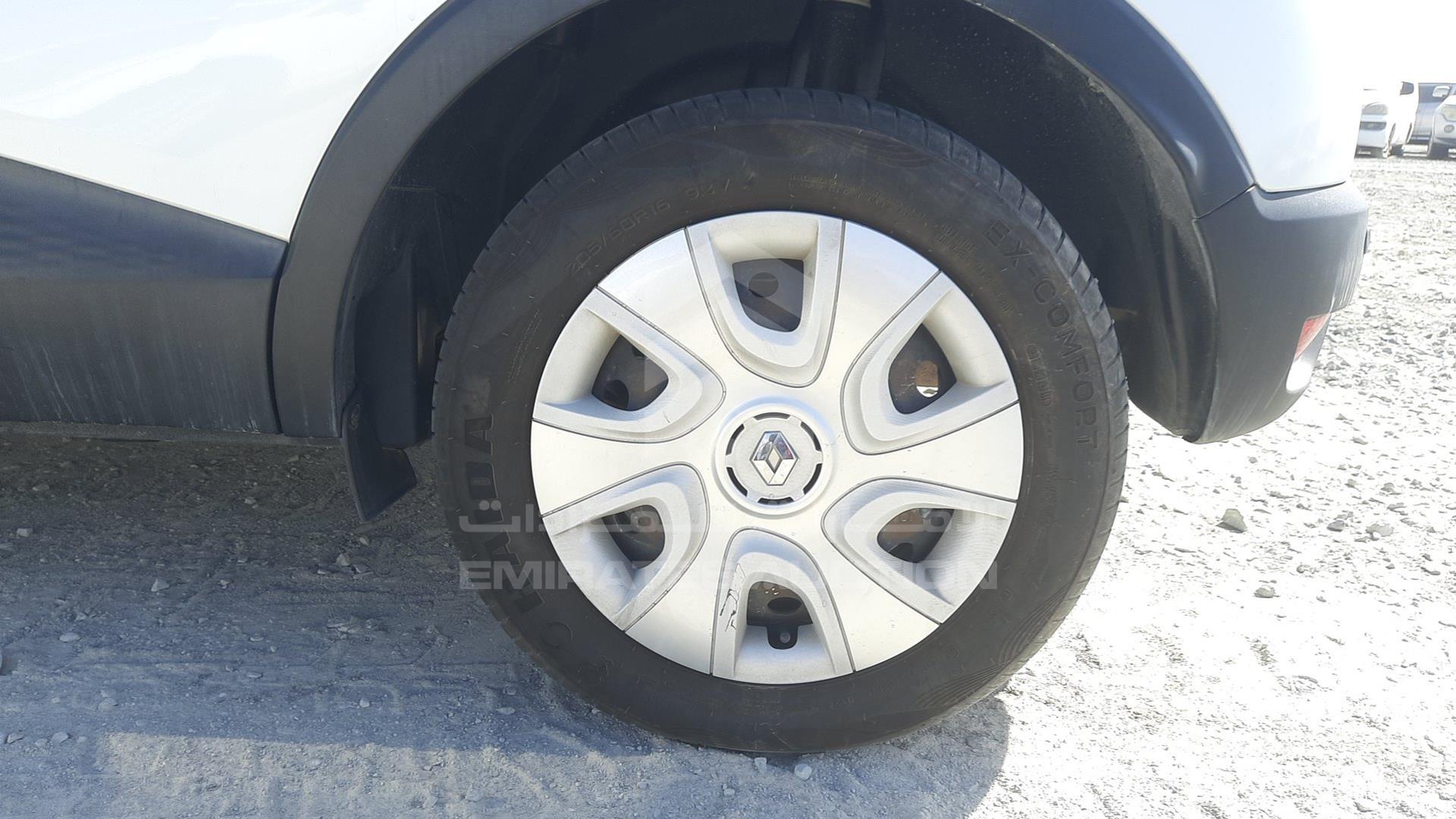 2019 RENAULT CAPTUR VIN: VF12RRJR1KW466020