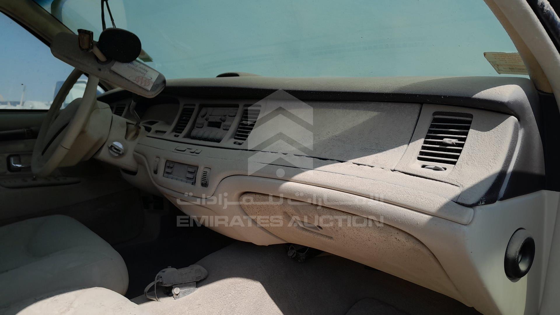 1995 LINCOLN TOWN VIN: 1LNLM83W5SY653293