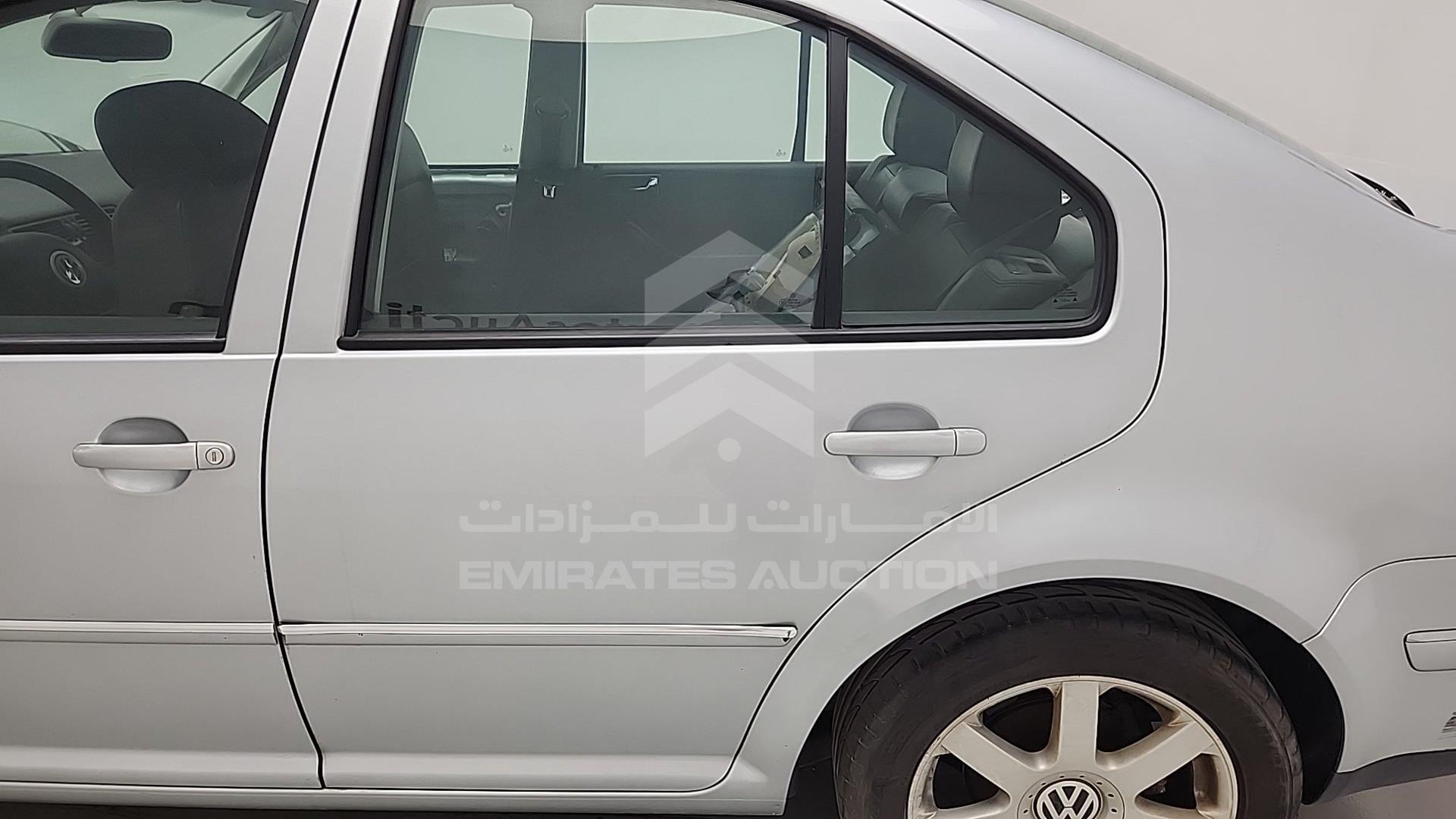 2001 VOLKSWAGEN BORA VIN: WVWZZZ1JZ1D376500