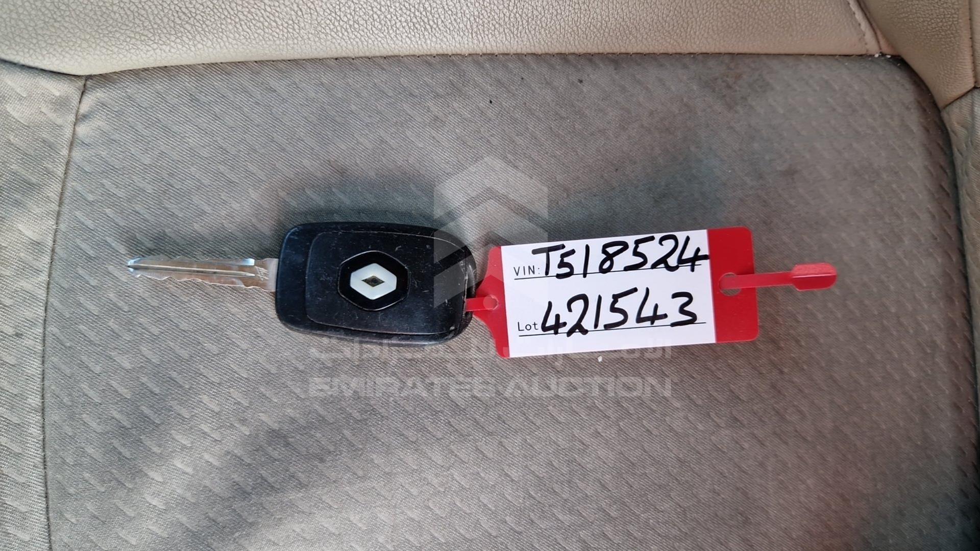 2017 RENAULT SYMBOL VIN: VF14SRAB2HT518524