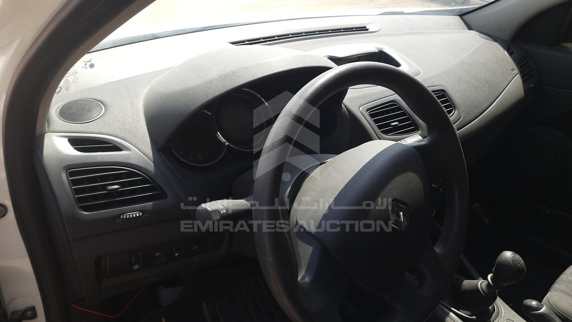 2015 RENAULT FLUENCE VIN: VF1LZL260FC288467