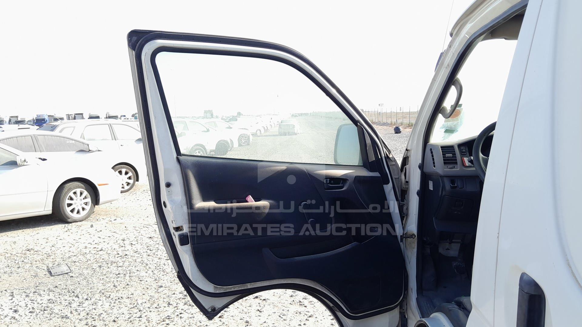 2011 TOYOTA HIACE VIN: JTFHX02P8B0056416
