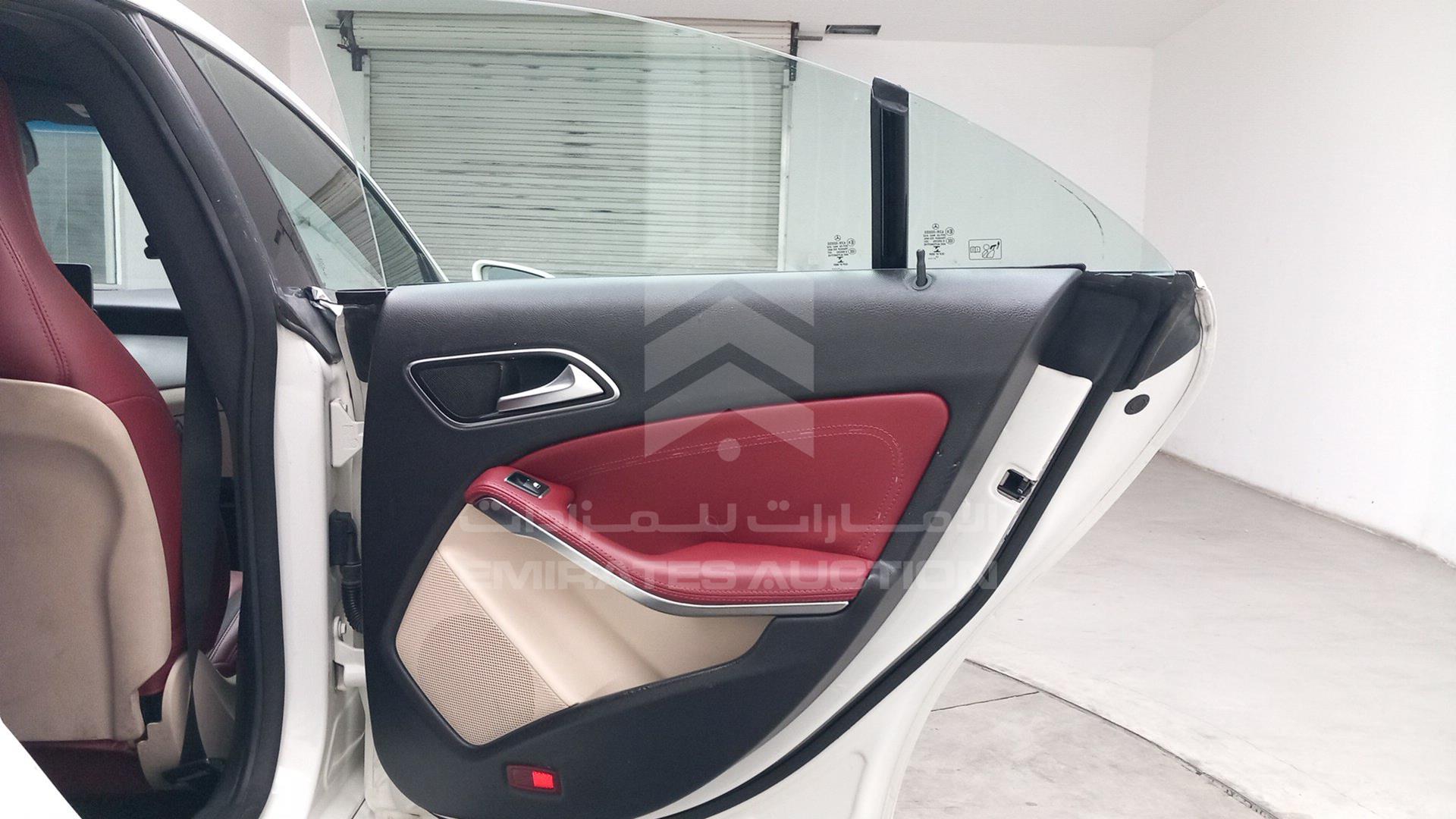 2018 MERCEDES CLA 250 VIN: WDDSJ4EB8JN614912