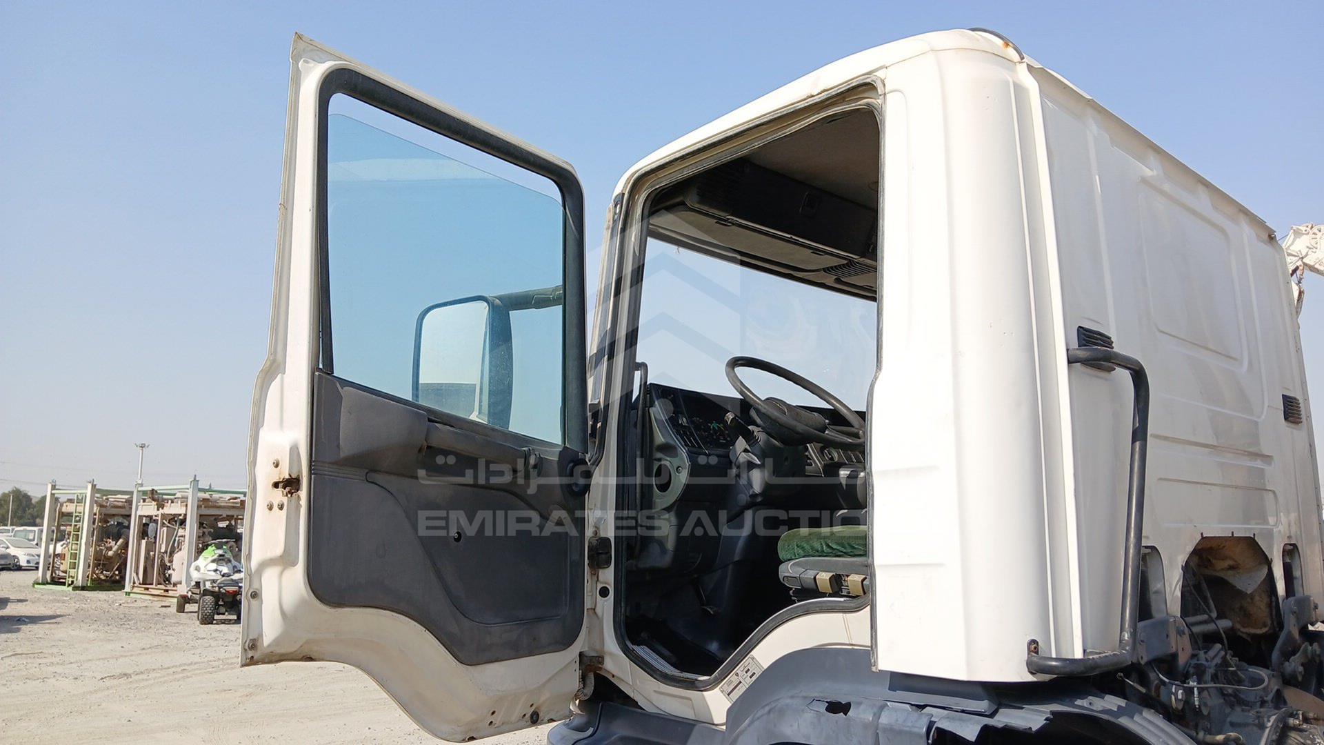 2003 SCANIA --- VIN: XLEP4X40034488591