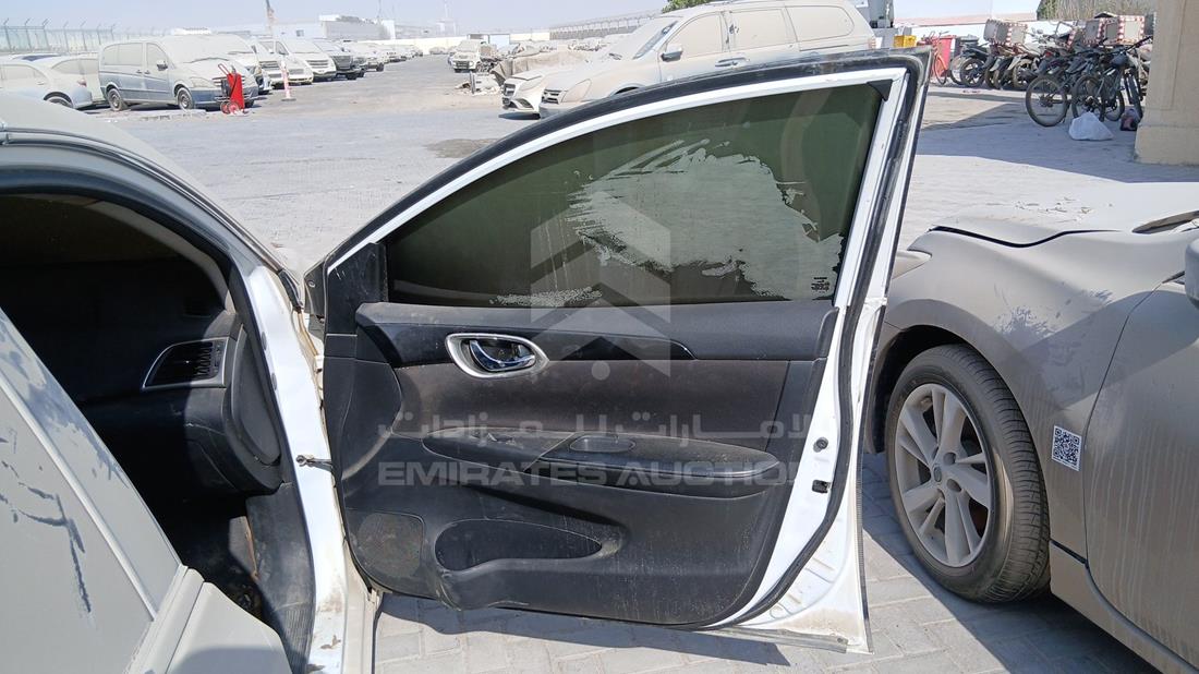 2019 Nissan Sentra — Front Right Door — Photo 24