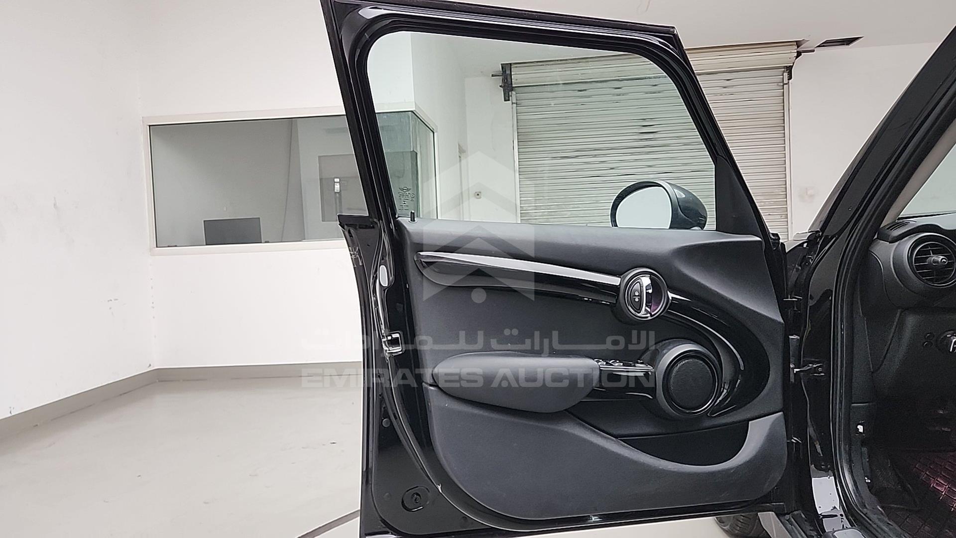2015 MINI COOPER VIN: WMWXS5C53FT827279