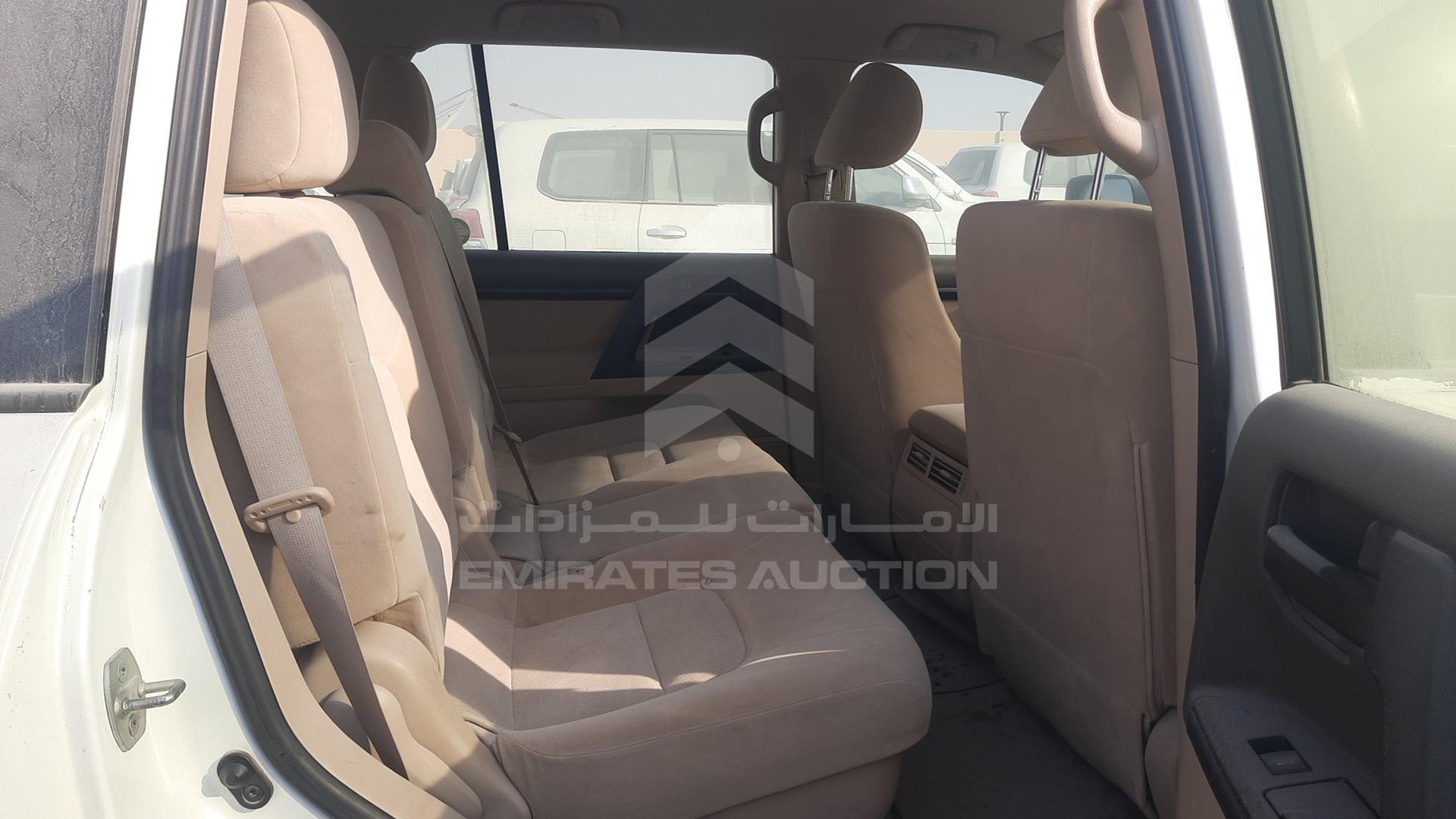 2013 TOYOTA LAND CRUISER VIN: JTMDU09JXD5065724