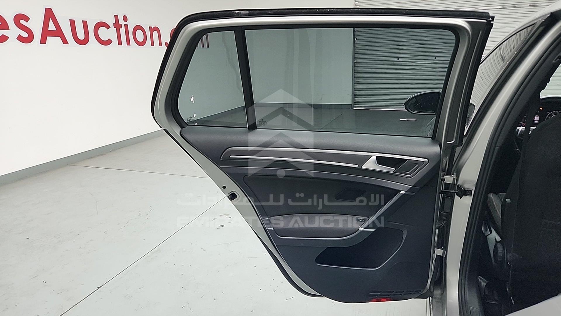 2019 VOLKSWAGEN GOLF VIN: WVWFL2AU5KW003524