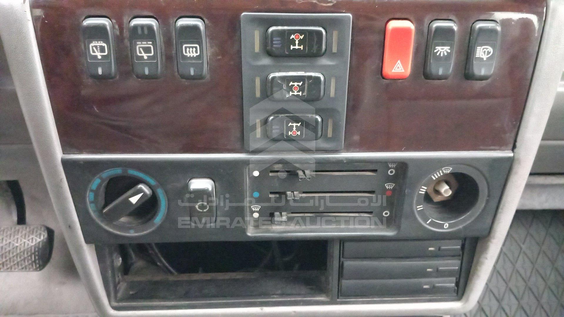 1998 MERCEDES G 320 VIN: WDB46323317110741