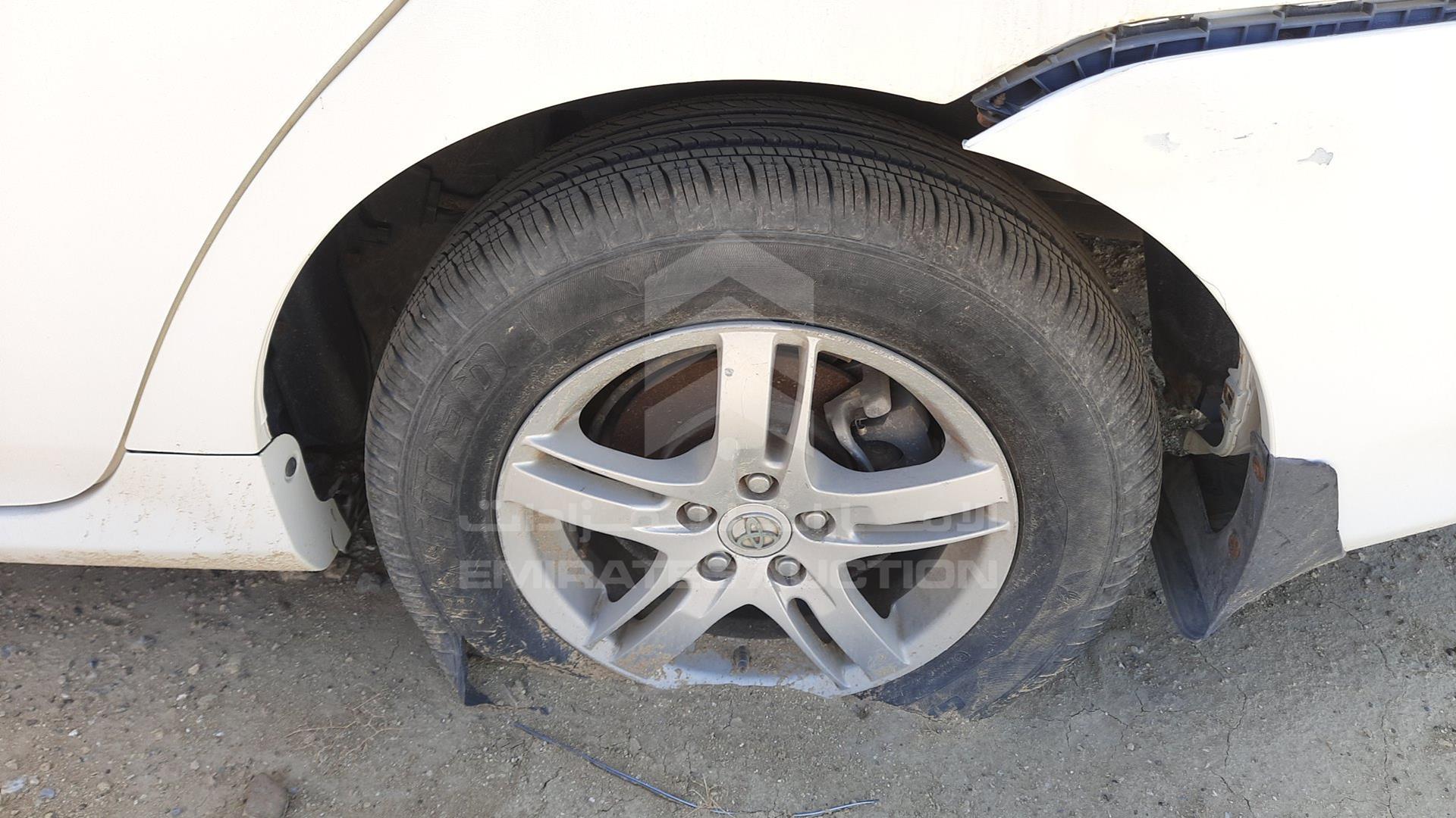 2008 TOYOTA --- VIN: JTDBZ42E489018197