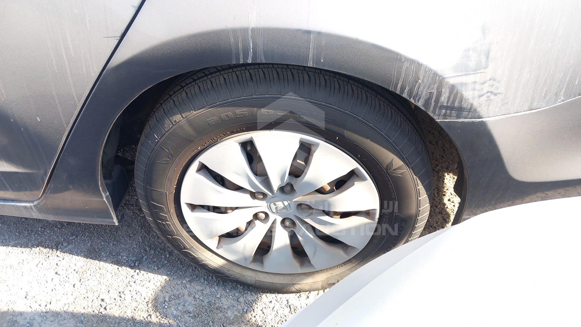 2008 HONDA ACCORD VIN: JHMCP26388C410947