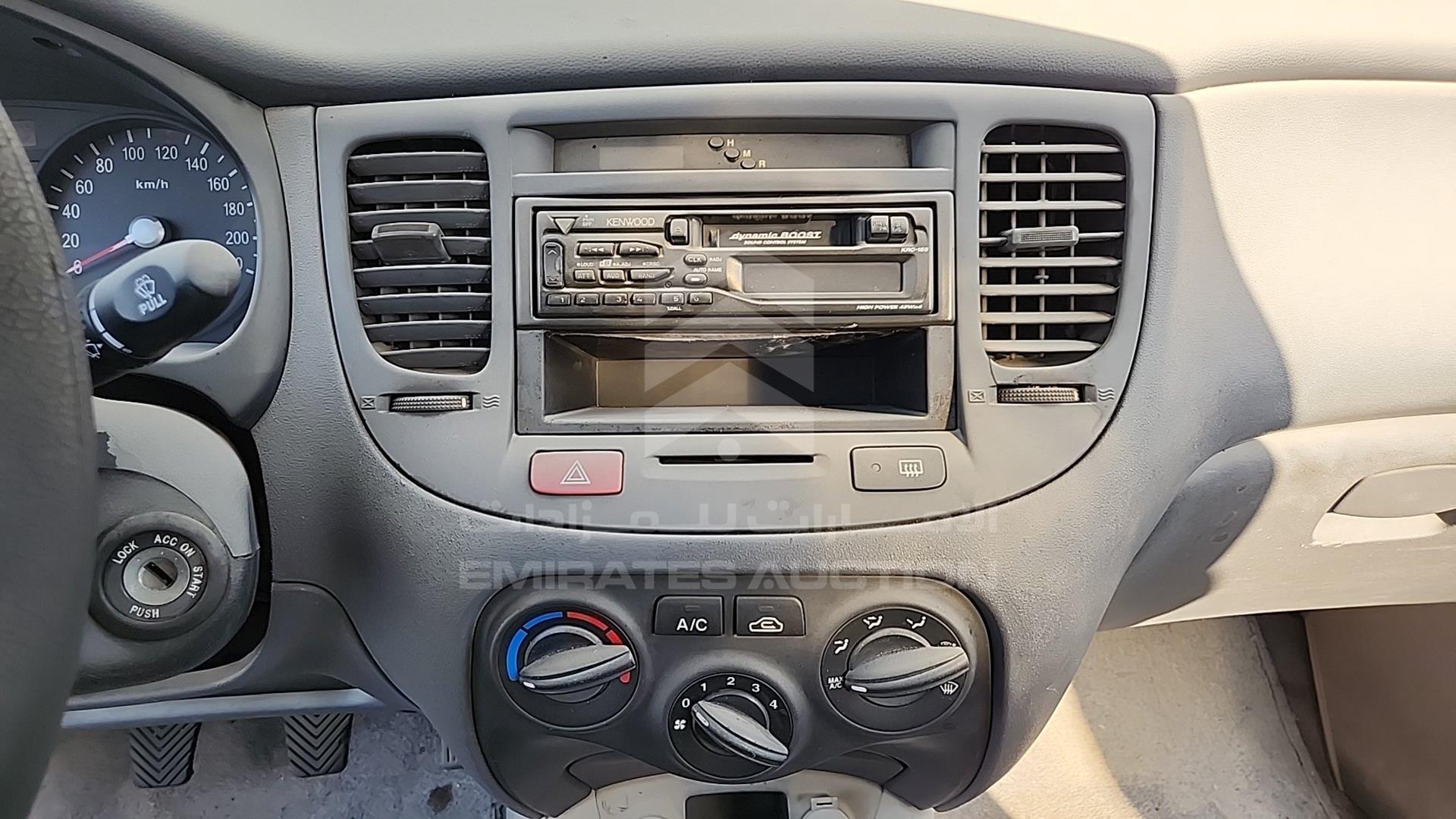 2006 KIA RIO VIN: KNADE221566173990