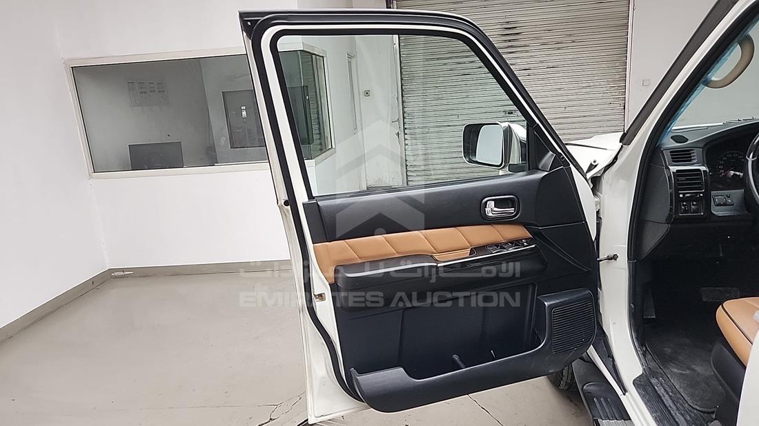 2020 Nissan Patrol — Front Left Door — Photo 11