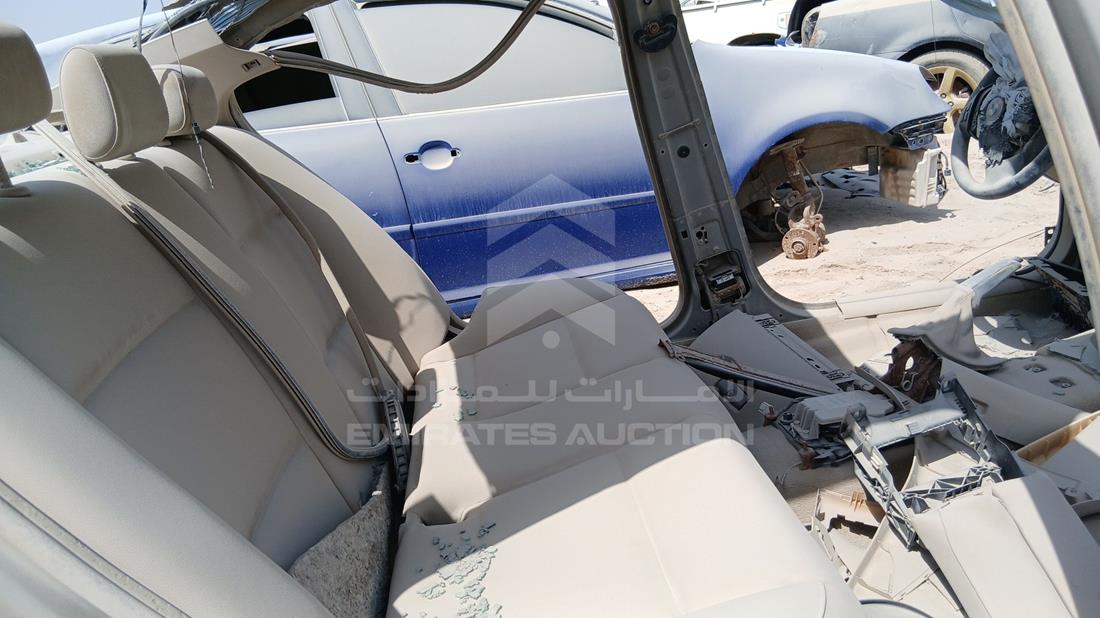 بي ام دبليو 316 2012 — زاوية الراكب الخلفي اليمنى — صورة 20