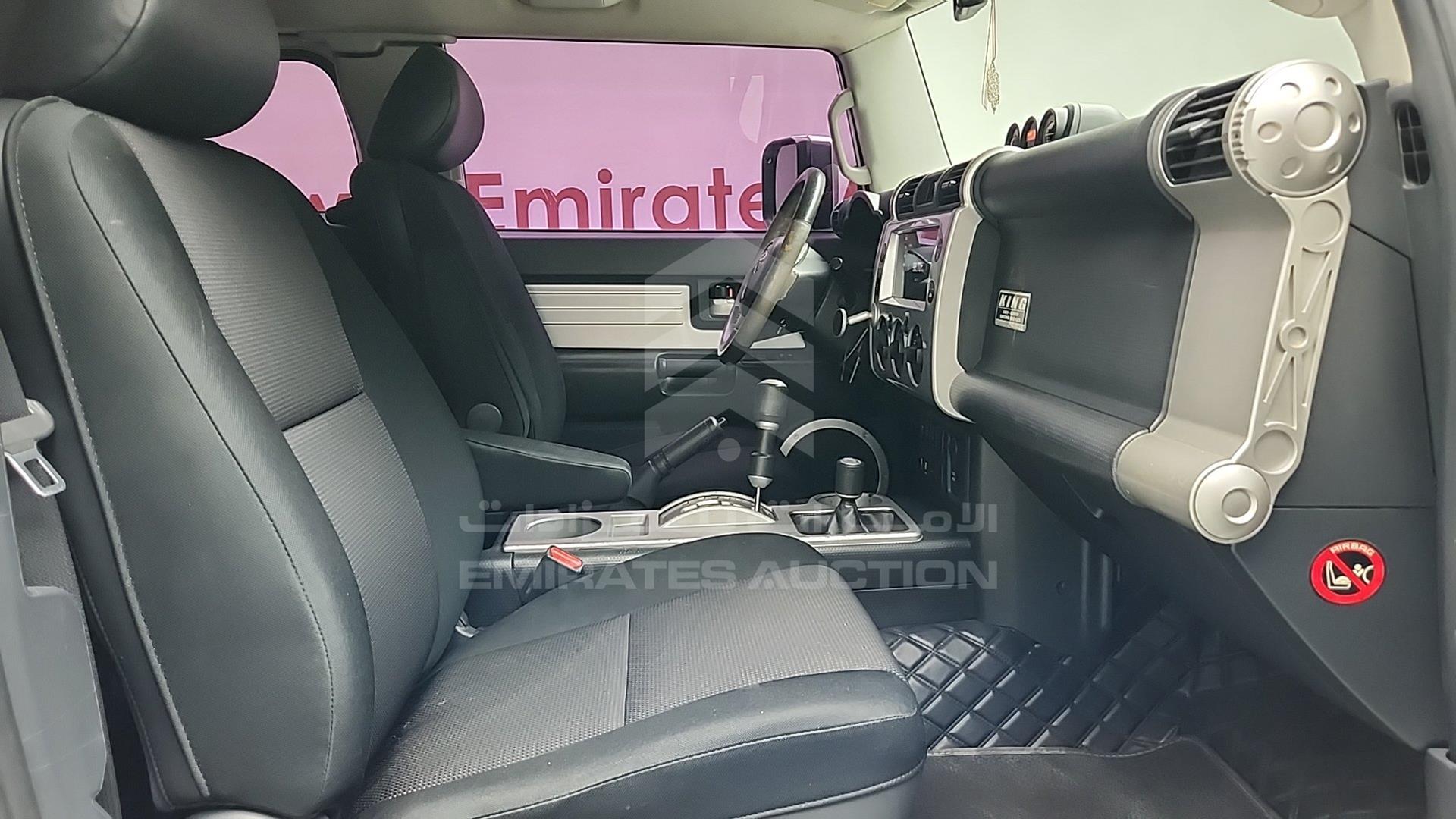 2012 TOYOTA FJ CRUISER VIN: JTEBU11F3CK127030