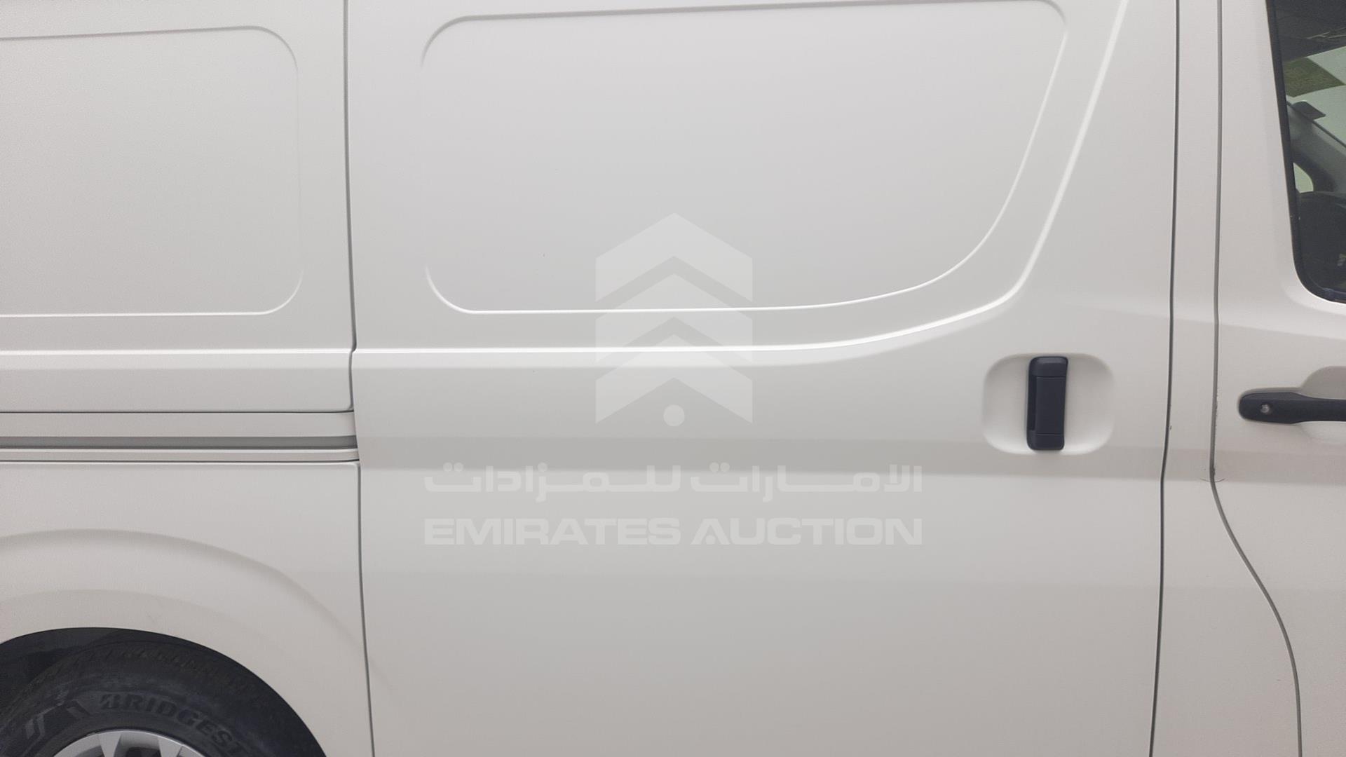2019 TOYOTA HIACE VIN: JTFRMFAP9K8002318