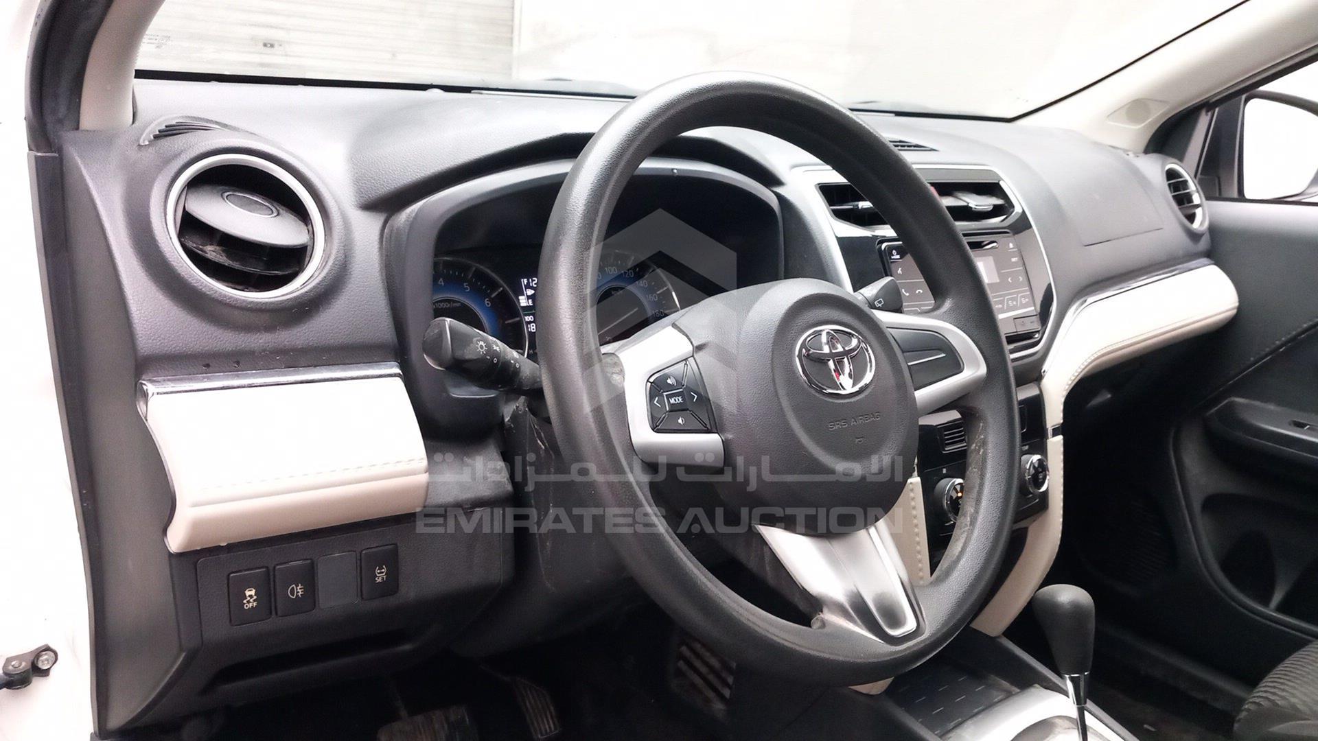 2019 TOYOTA RUSH VIN: MHKEF8BF9KK004985