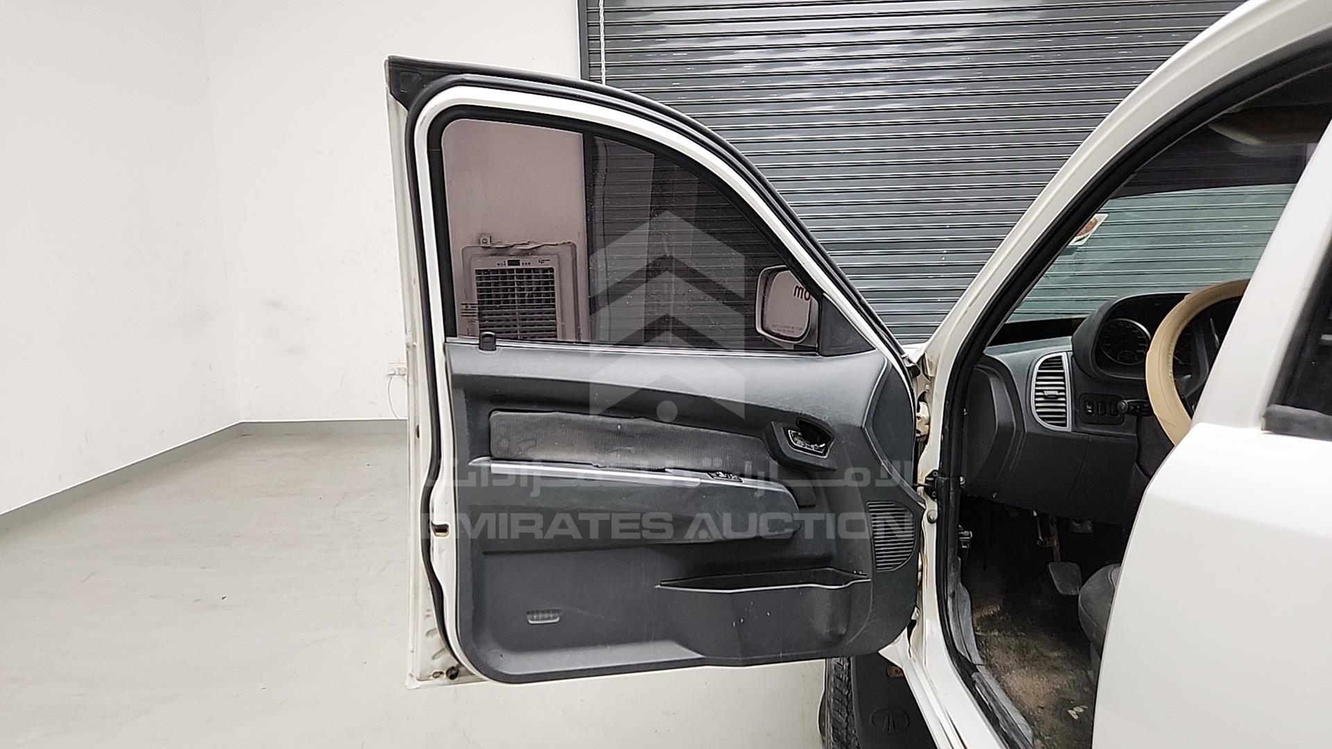 2012 TATA XENON VIN: MAT464054CSL01885
