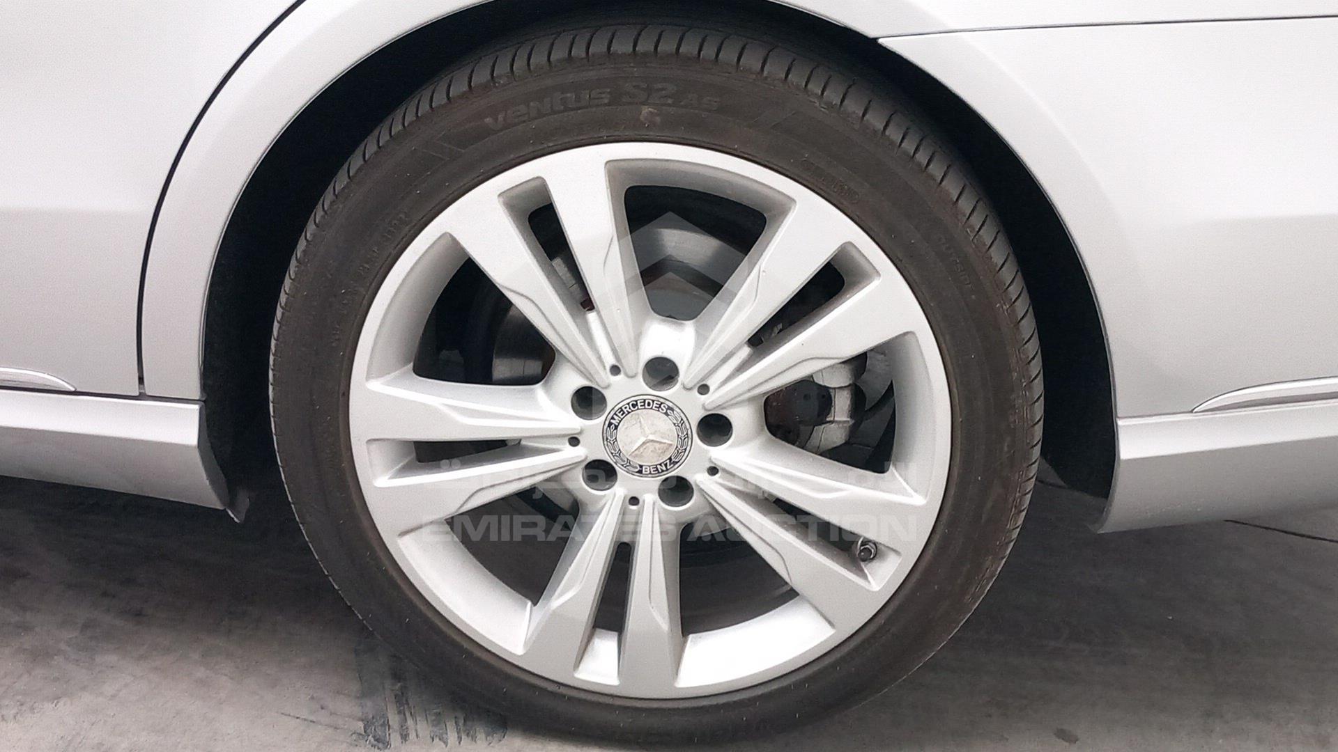 2015 MERCEDES E 300 VIN: WDDHF8BB0FB107566